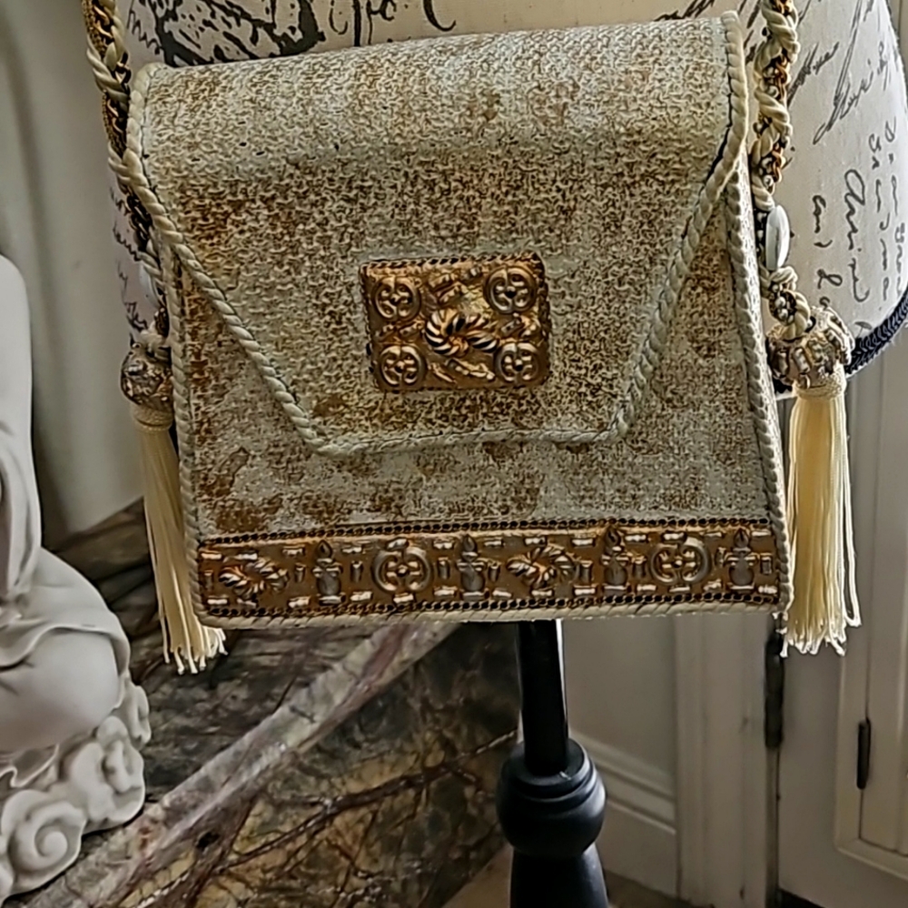 Shoulder bag all season use